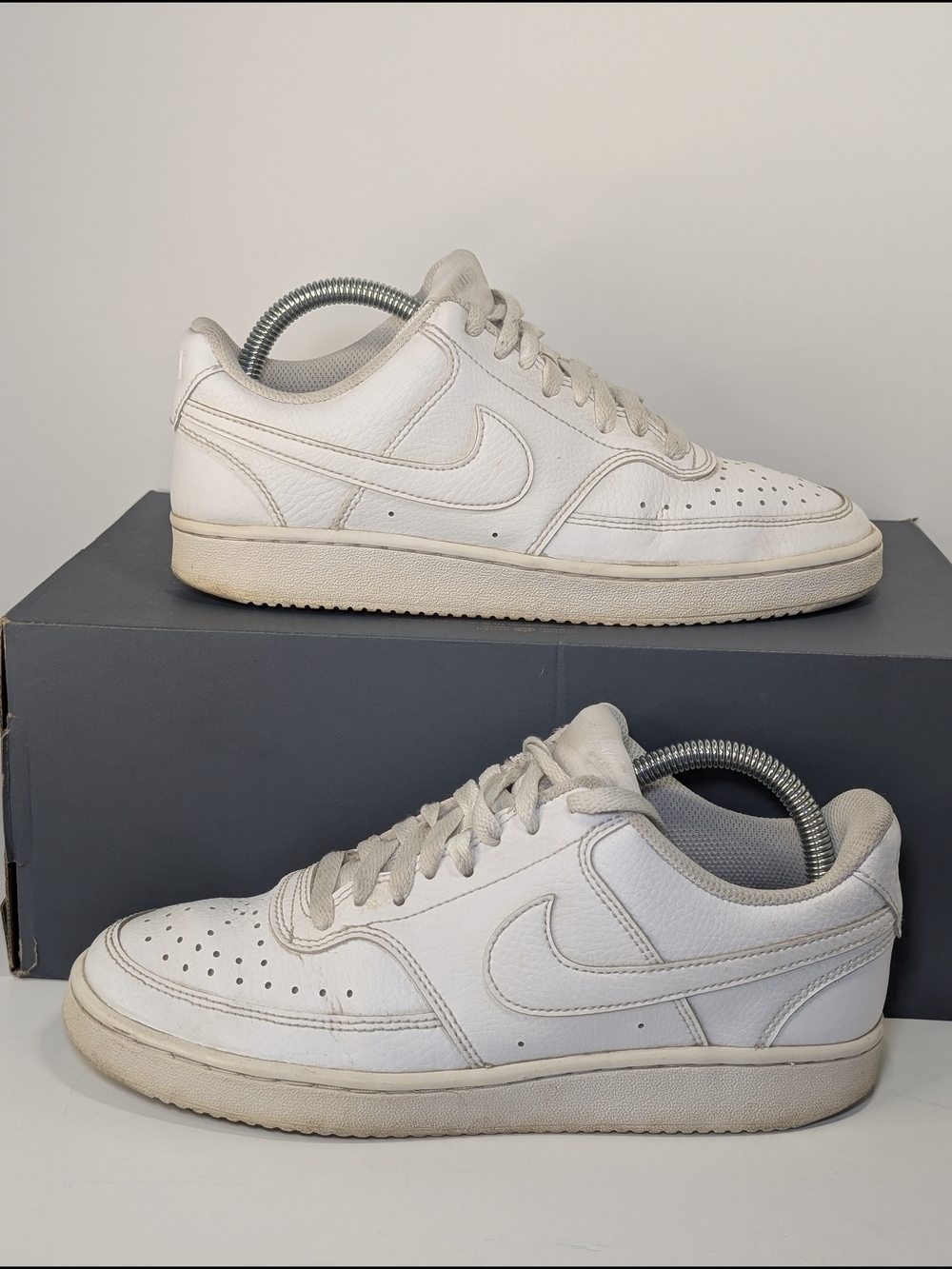 Nike Men’s White/Off-White Low-Top Sneakers